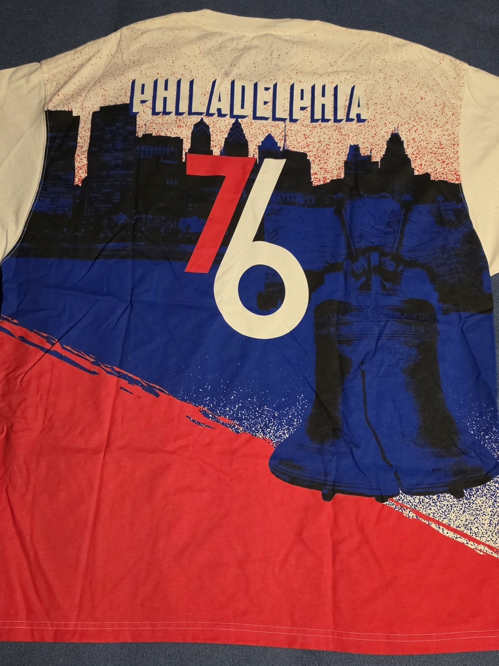 Philadelphia 76ers Men’s Graphic T-Shirt